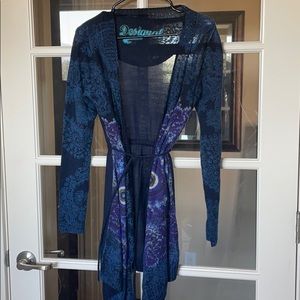 Desigual Cardigan. M. Can fit S